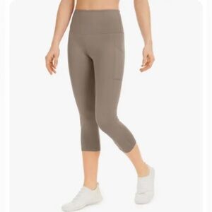 Ideology Women's High Rise, Side Pockets 7/8 Leggings Coconut Palm M compression